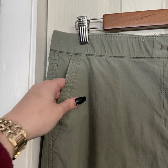 Chico's Womens Green Elastic Waist Pockets Convertible High Rise Pants Large/12 - Picture 4 of 10